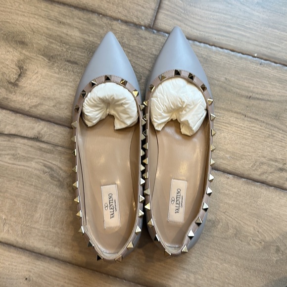 Valentino Garavani Rockstud Ballerina Flats - Picture 5 of 7